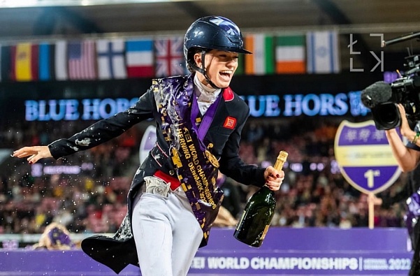 Мечты сбываются: Шарлотта Фрай завоевала Золото Чемпионата мира по выездке в Хернинге