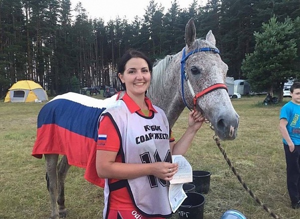 Мария Кузнецова - чемпионка по конным пробегам